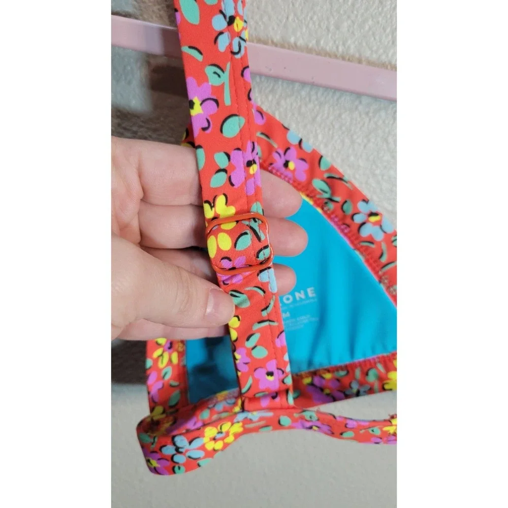 Oneone bright coral